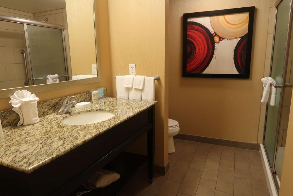 Room image 3